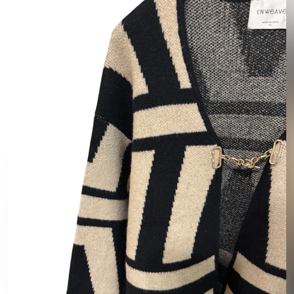Black and Cream Knit Cardigan with Gold Hardware NWT - Picture 4 of 6